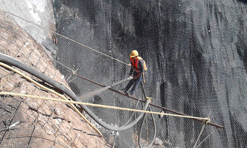 Concreto lanzado en talud